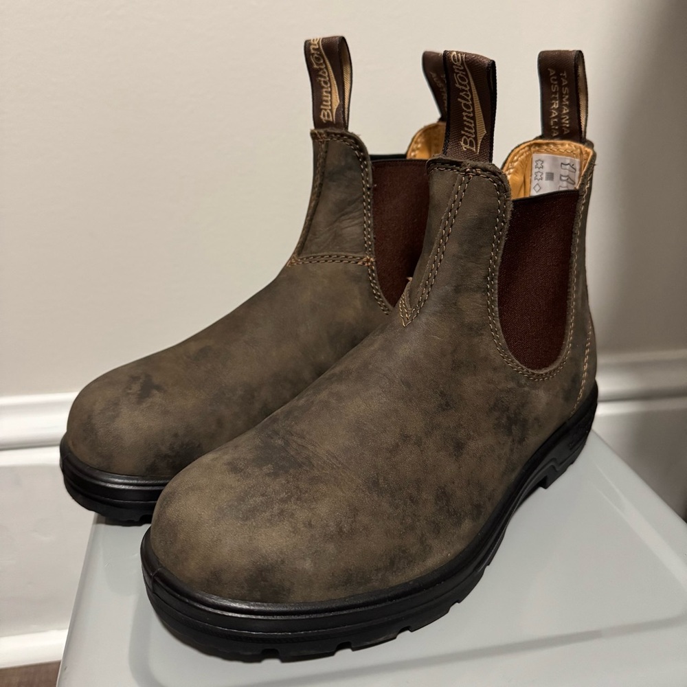 Blundstone 550 Chelsea Boots